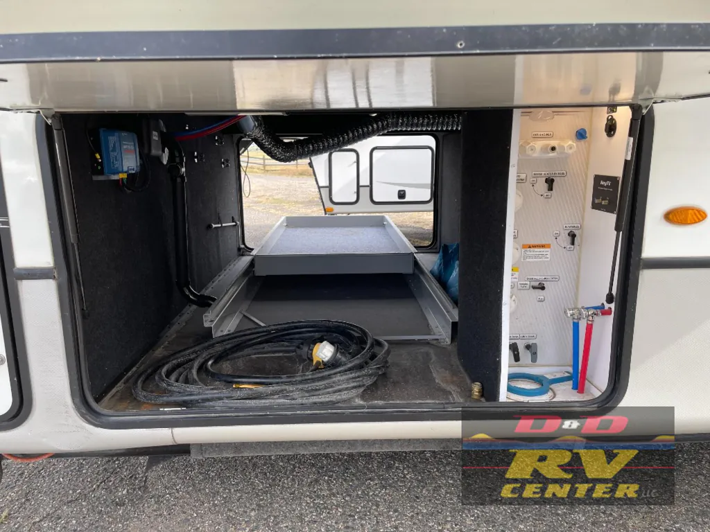 2022 Keystone Montana 3813MS, Photos photo 16