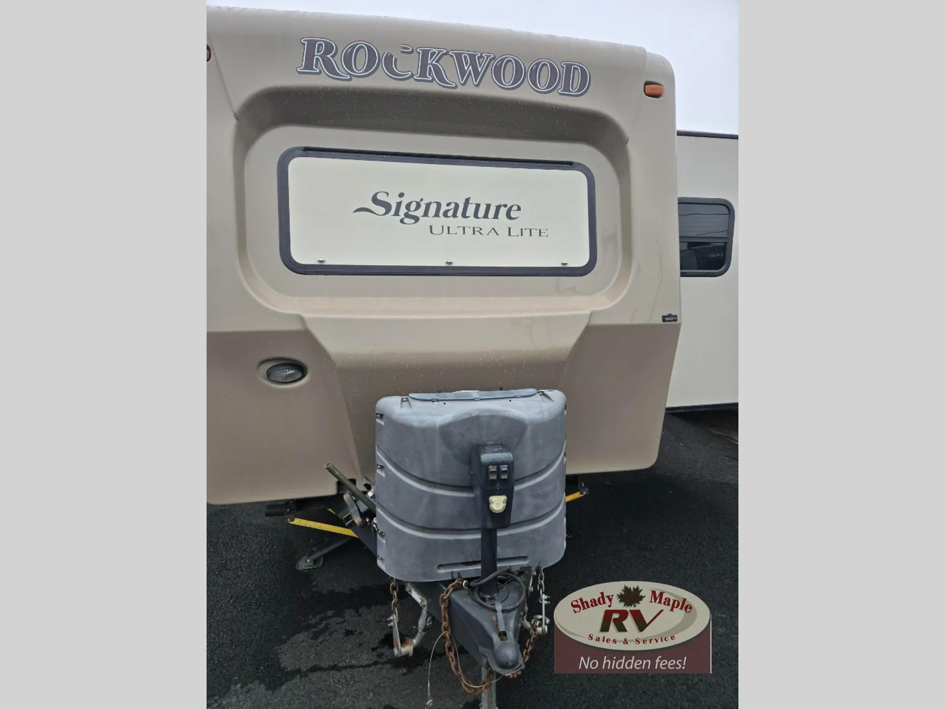 2016 Forest River Rockwood Signature Ultra Lite 8329SS - Photo 2