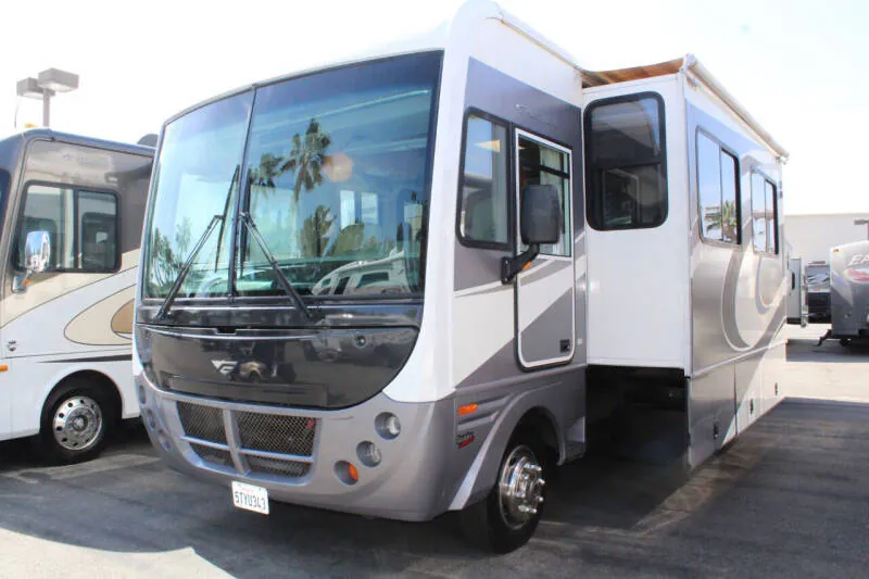 2006 Fleetwood Southwind 32VS - Photo 3
