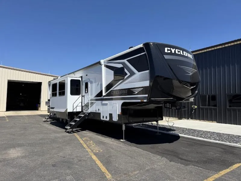 2026 Heartland Cyclone New    3914 - Photo 3