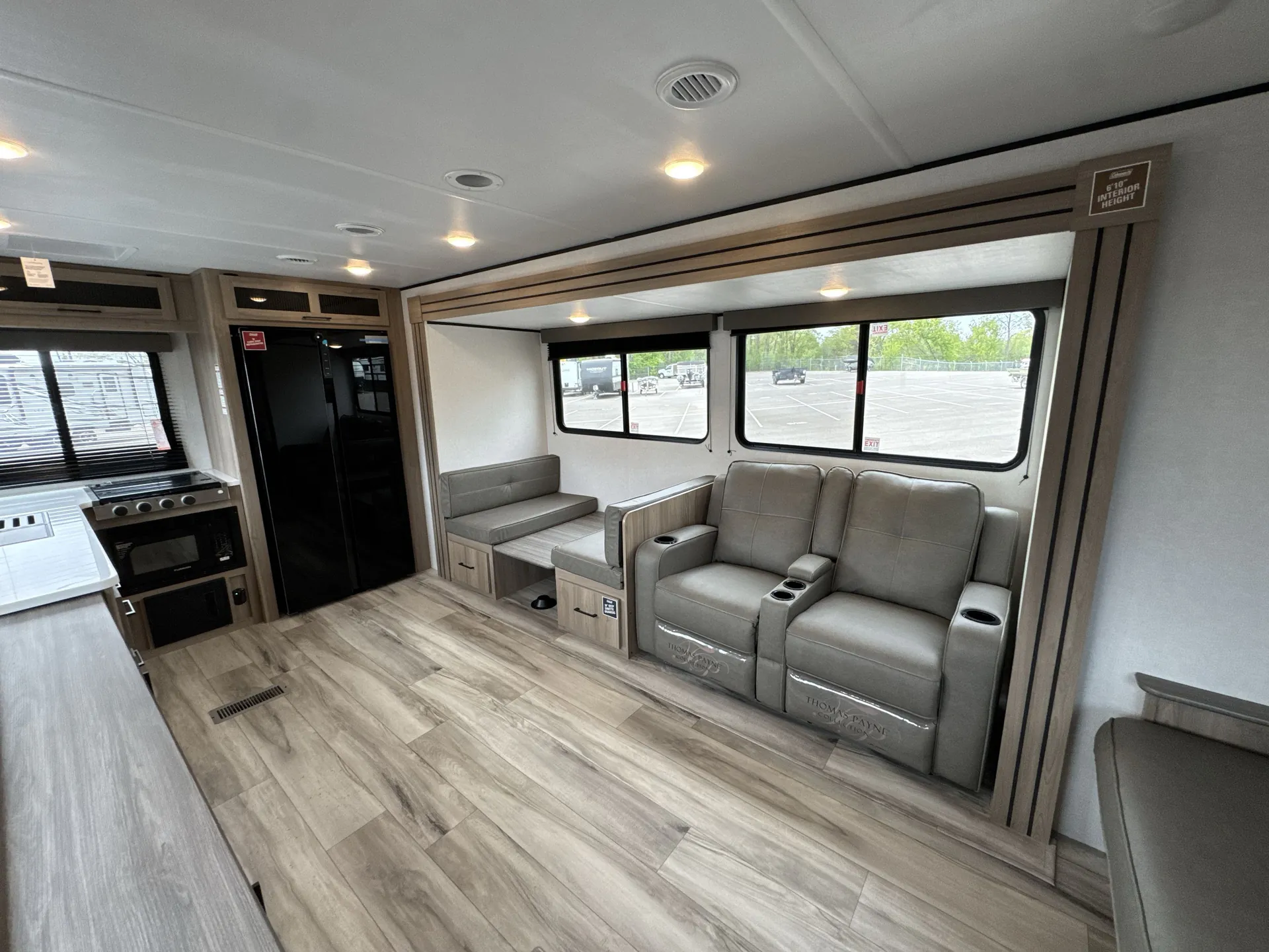 2026 Keystone Coleman Lantern 29RKS — living area main