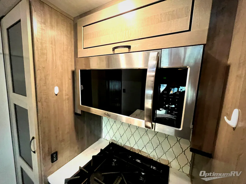 2021 Forest River Cedar Creek 385TH, Photos photo 12