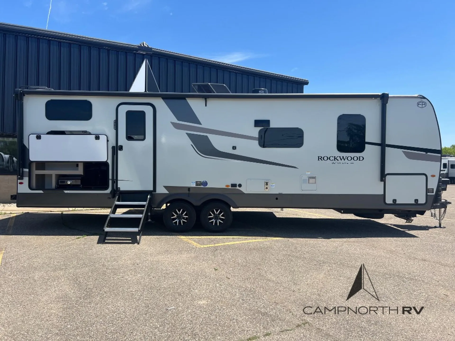 2026 Forest River Rockwood Ultra Lite 2706BH - Photo 3