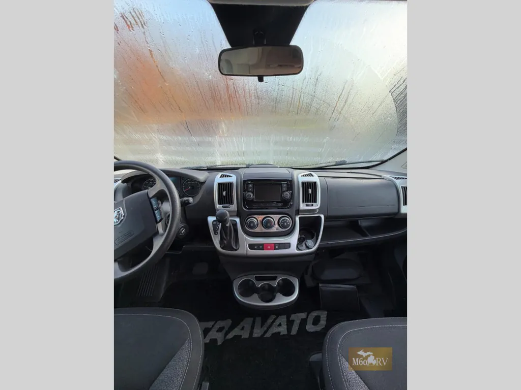 2015 Winnebago Travato 59G, Photos photo 10