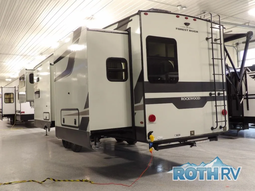 2026 Forest River Rockwood Signature 402SFL - Photo 4
