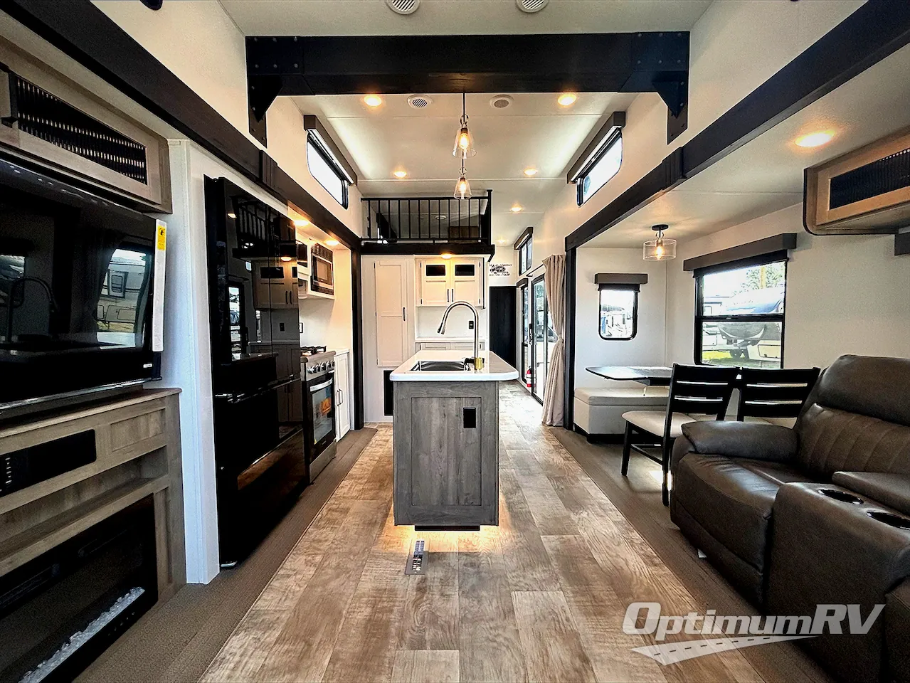 2026 Forest River Puma Vista 401RLFT — Photo 5