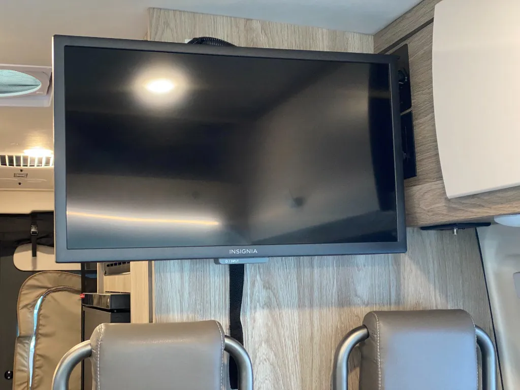 2025 Winnebago Travato 59G, Photos photo 18