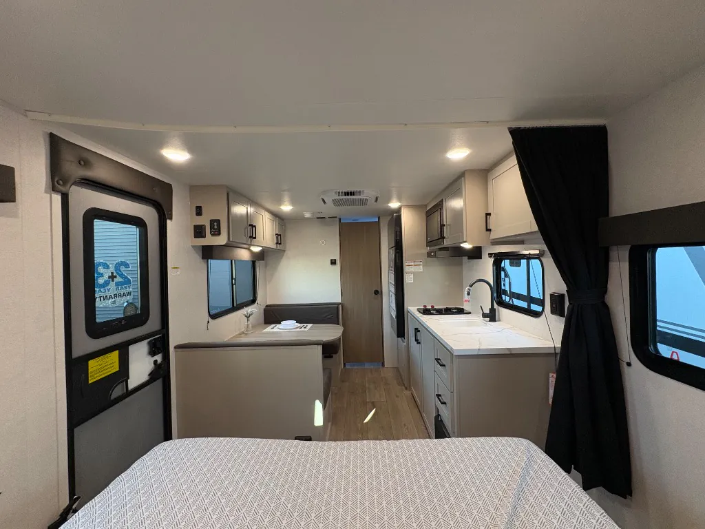 2027 Jayco Jay Flight 175FQ, Photos photo 22