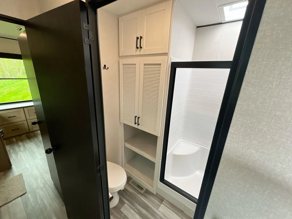 2026 Jayco Jay Flight Bungalow 401FLTS DS, Photos photo 14