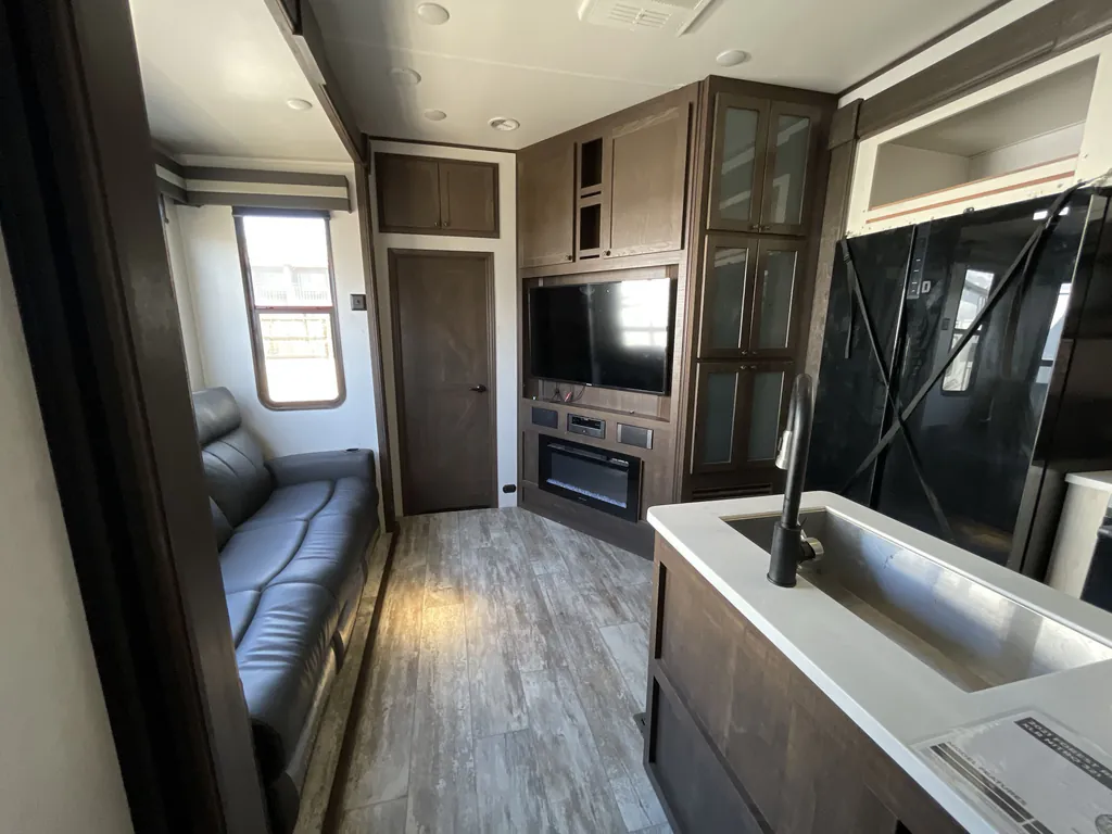 2021 Forest River XLR Nitro 321, Photos photo 2