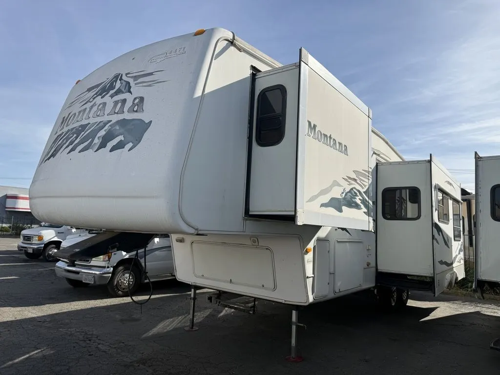 2005 KEYSTONE MONTANA 2950RK - Main photo