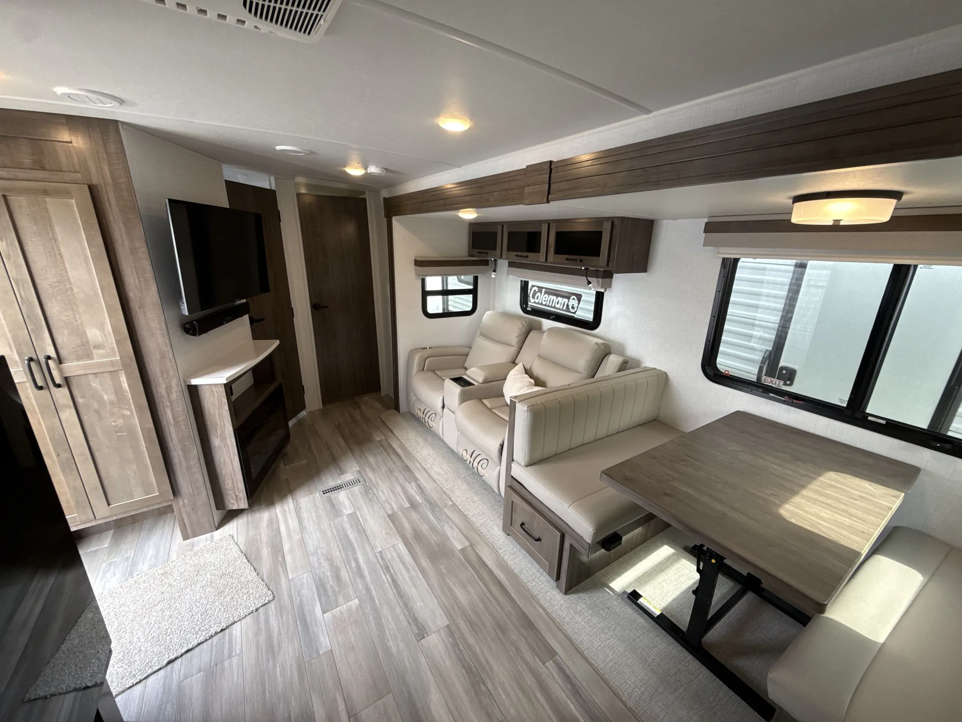 2024 Forest River Rockwood Ultra Lite 2608BS — living area main