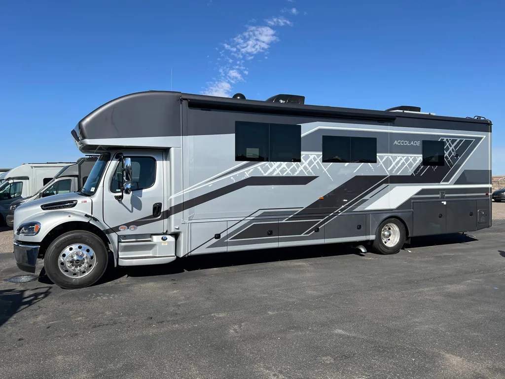2027 Entegra Coach Accolade 37K, Photos photo 33