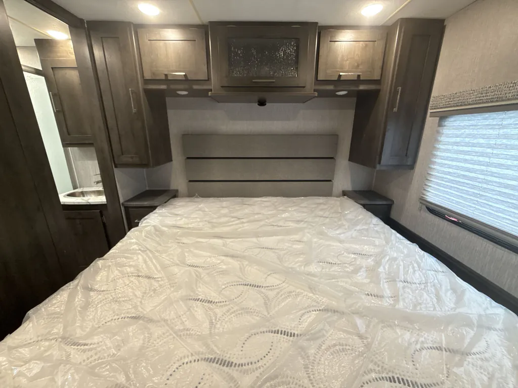 2022 Coachmen Pursuit 31BH, Photos photo 20