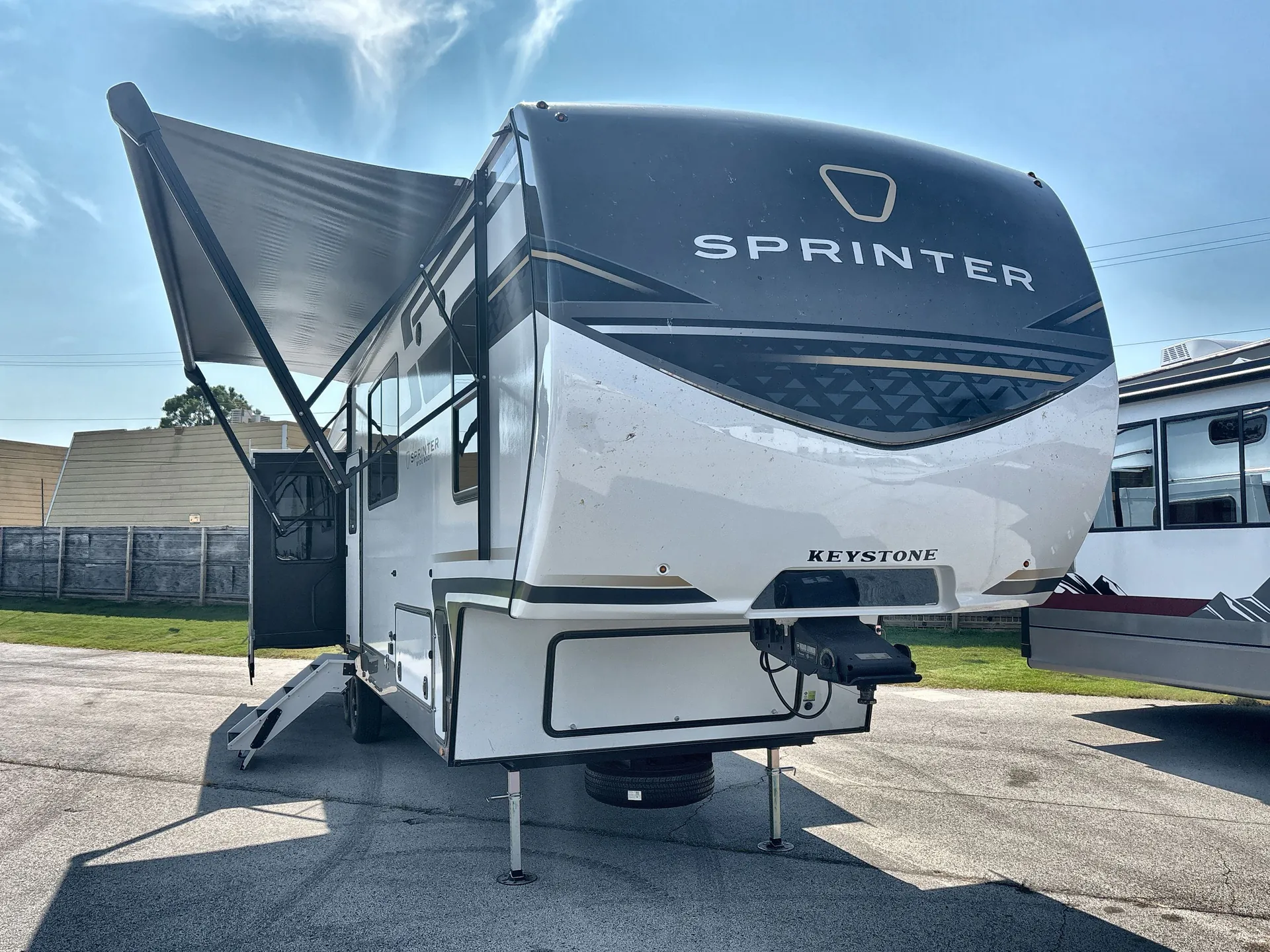 2026 Keystone Sprinter 3590LFT - Photo 2