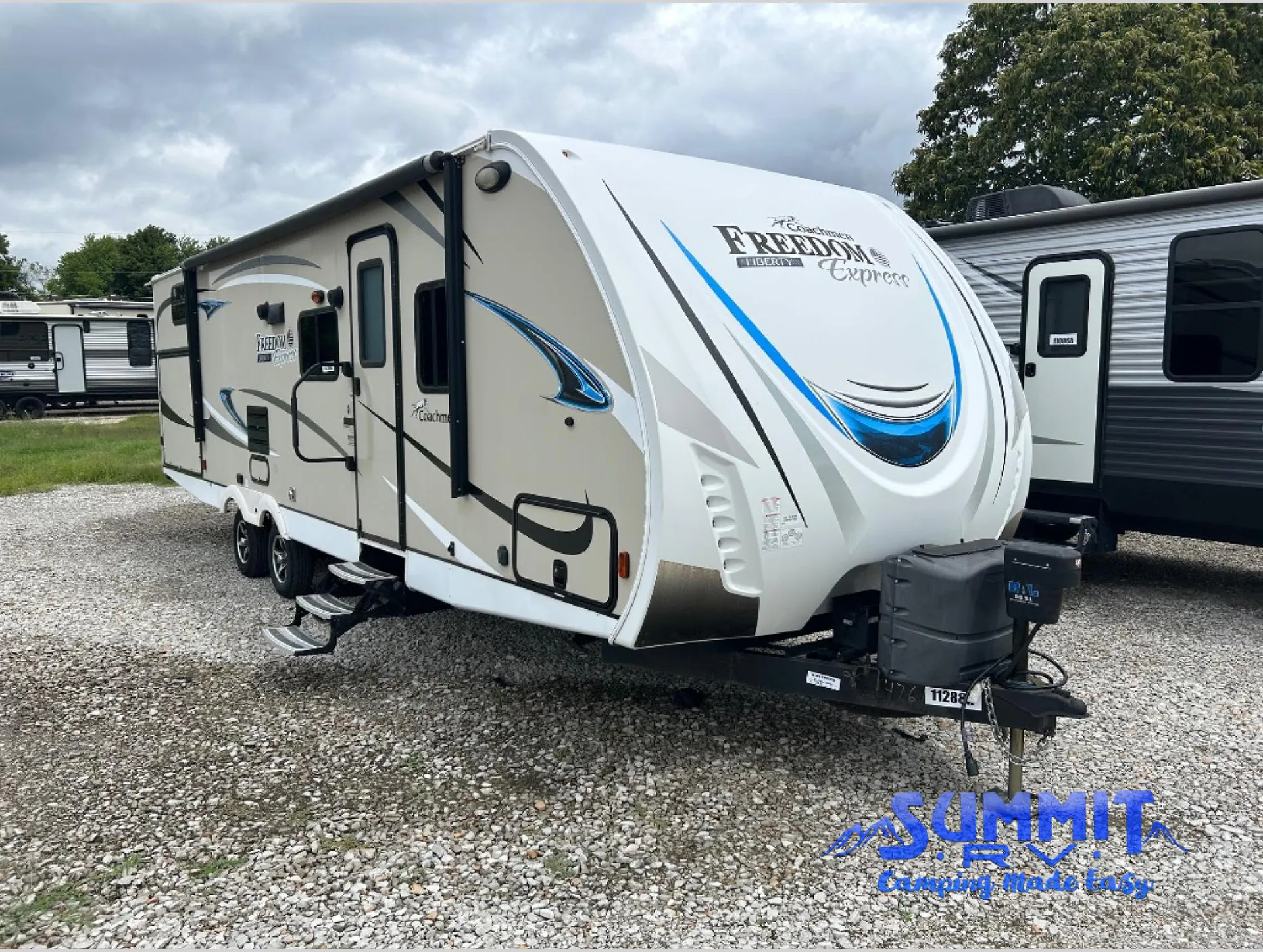 2018 Coachmen Freedom Express Liberty Edition 292BHDSLE - Photo 2