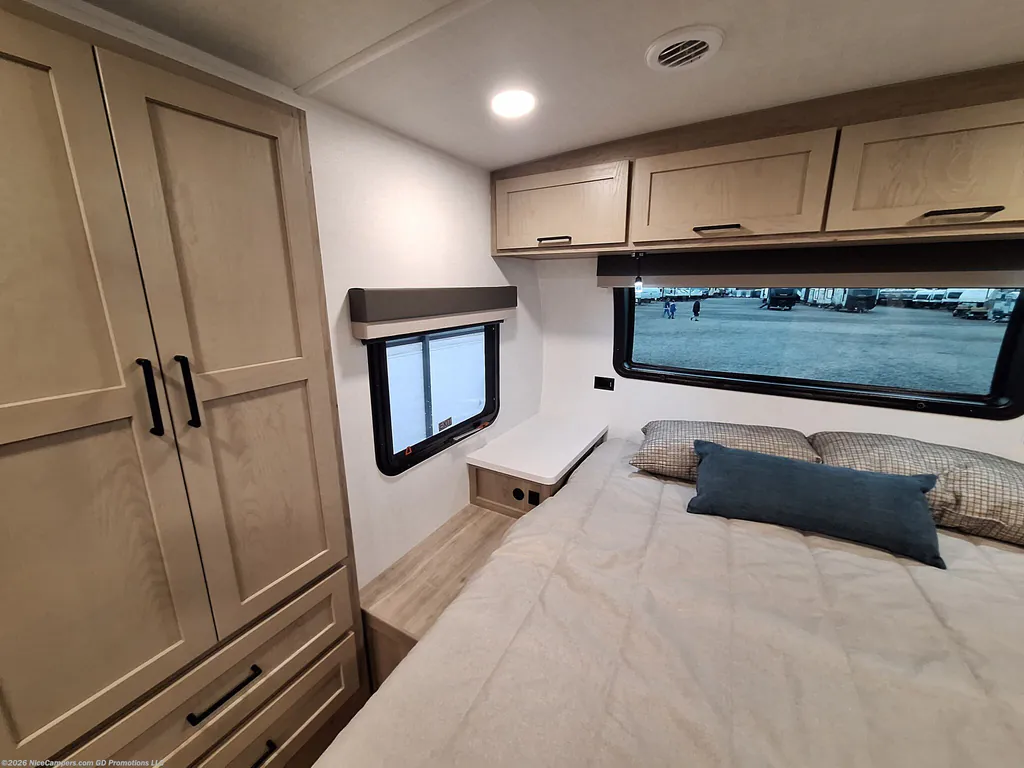 2026 Forest River Flagstaff Micro Lite 25FBD, Photos photo 15