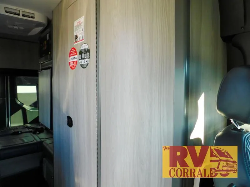 2025 Tiffin Motorhomes GT1 New    19 AG - Photo 3