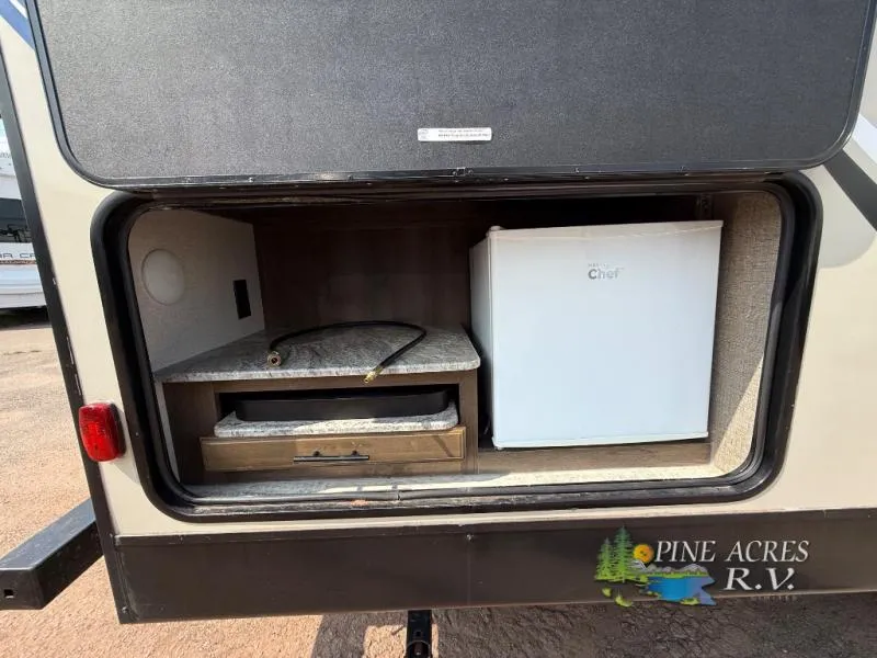2019 KZ Connect 241RLK - Photo 4