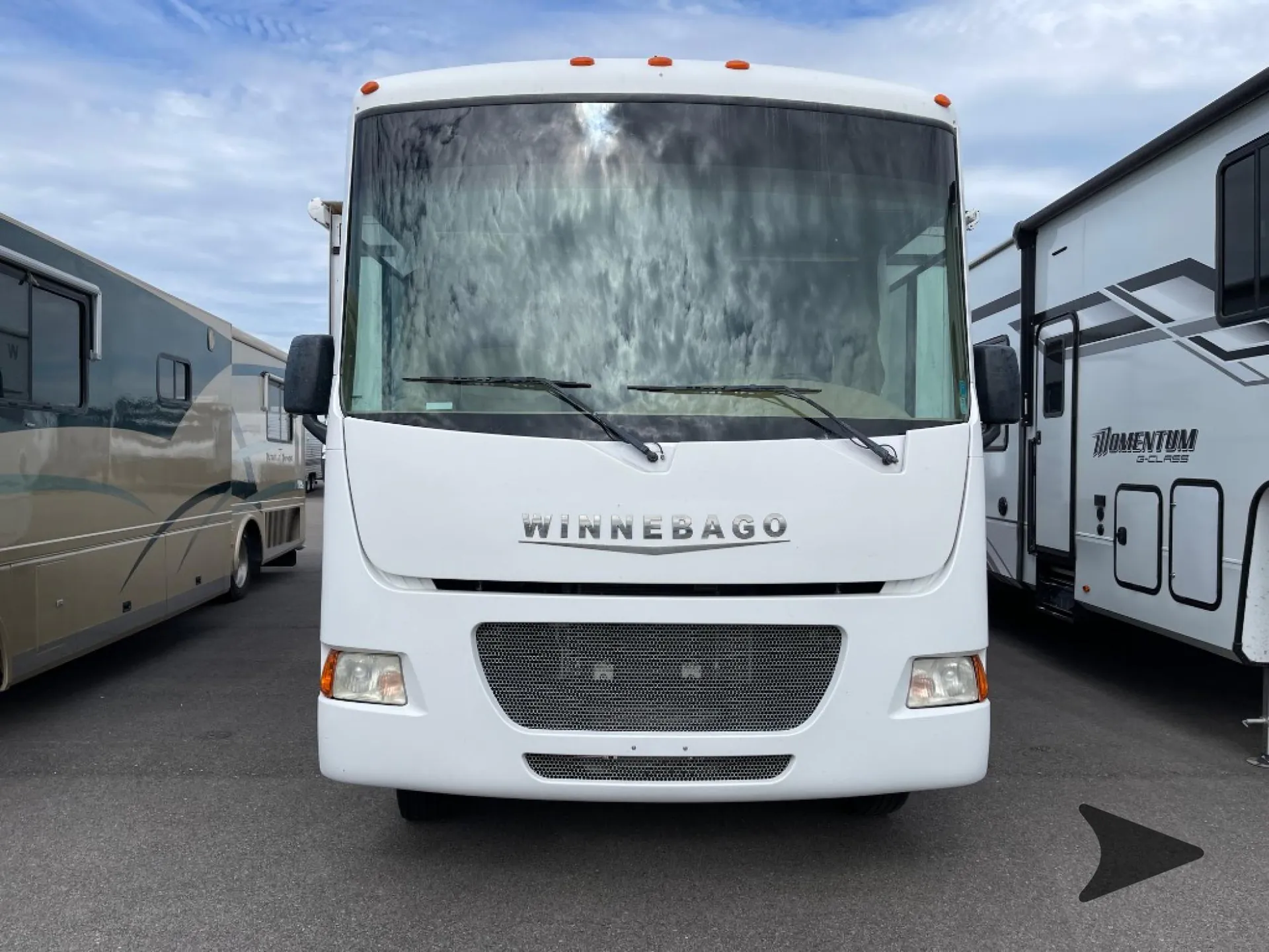 2013 Winnebago Vista 30T - Photo 3