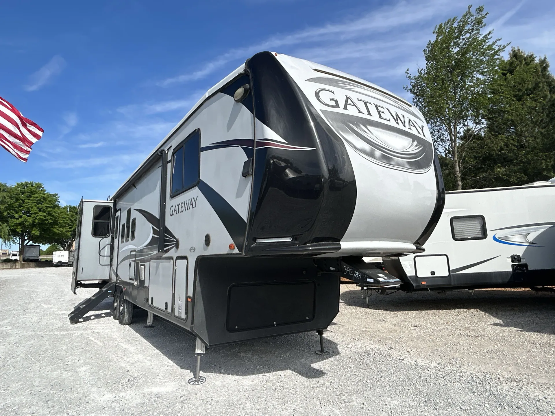 2019 Heartland Gateway 3230 CK - Photo 2