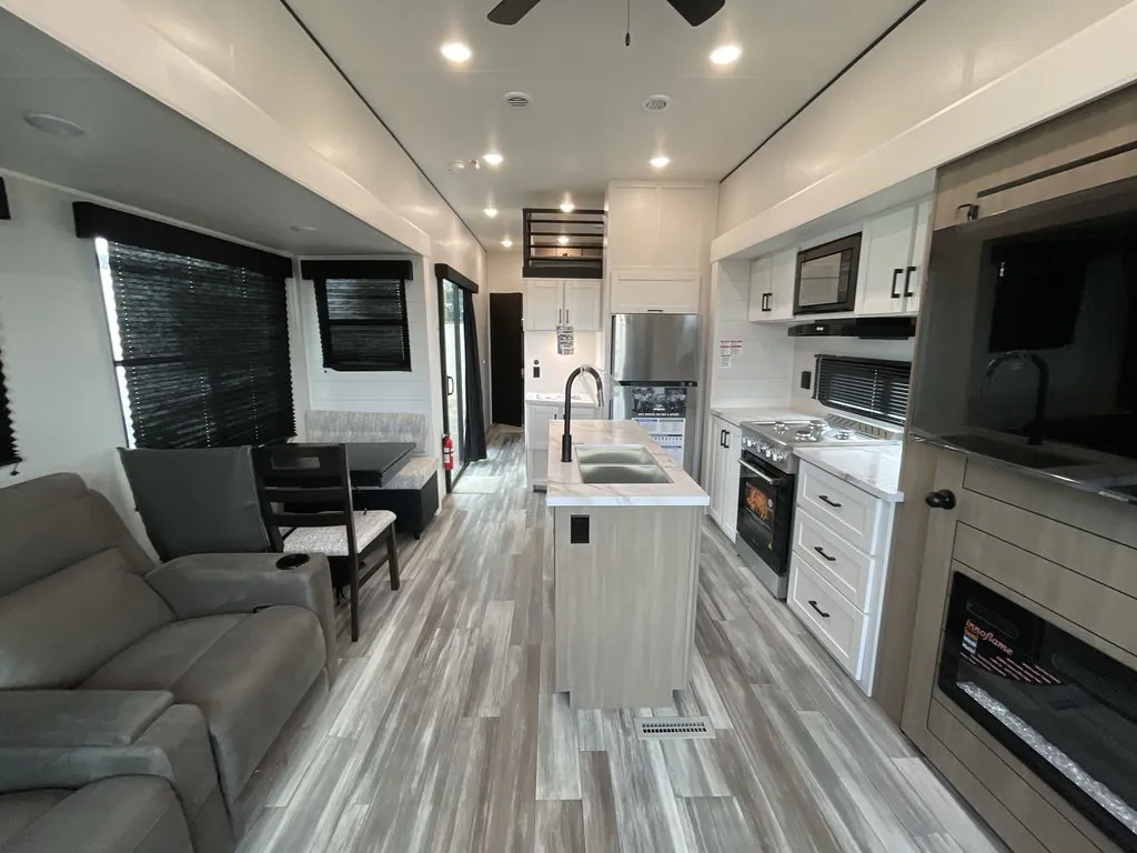 2026 Jayco Jay Flight Bungalow 401LOFT DS, Photos photo 6