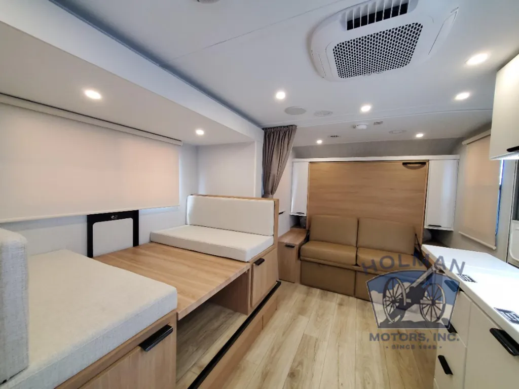 2027 Winnebago Micro Minnie 2108DS, Photos photo 25
