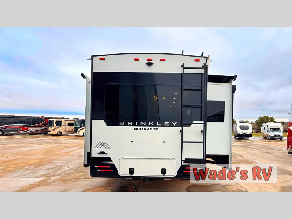 2025 Brinkley Model Z 3610, Photos photo 6