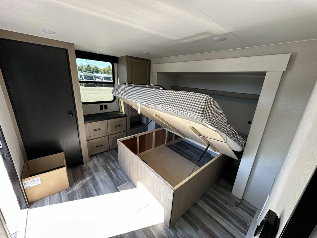 2026 Jayco Jay Flight Bungalow 404LOFT DS, Photos photo 16