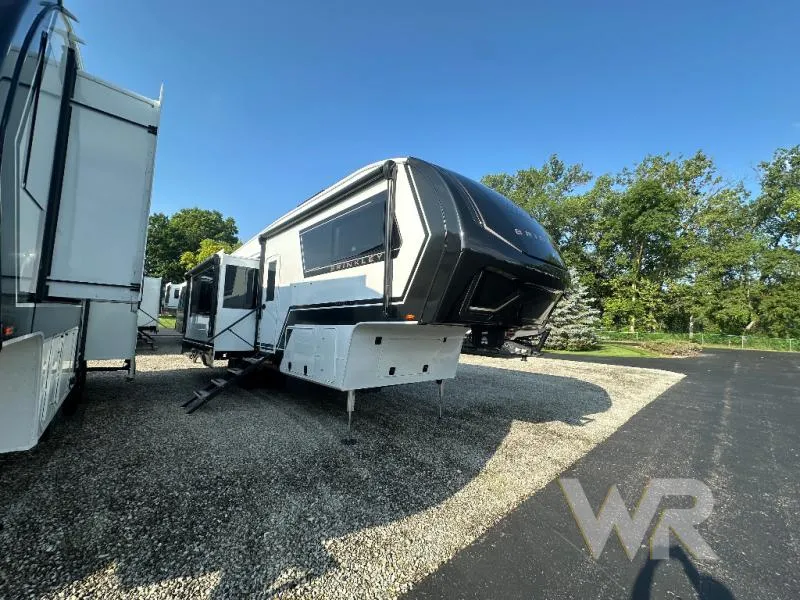2027 Brinkley Model Z New    3210 - Main photo