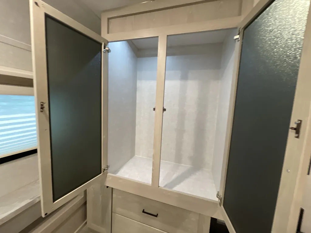 2022 Forest River Rockwood Ultra Lite 2614BS, Photos photo 12