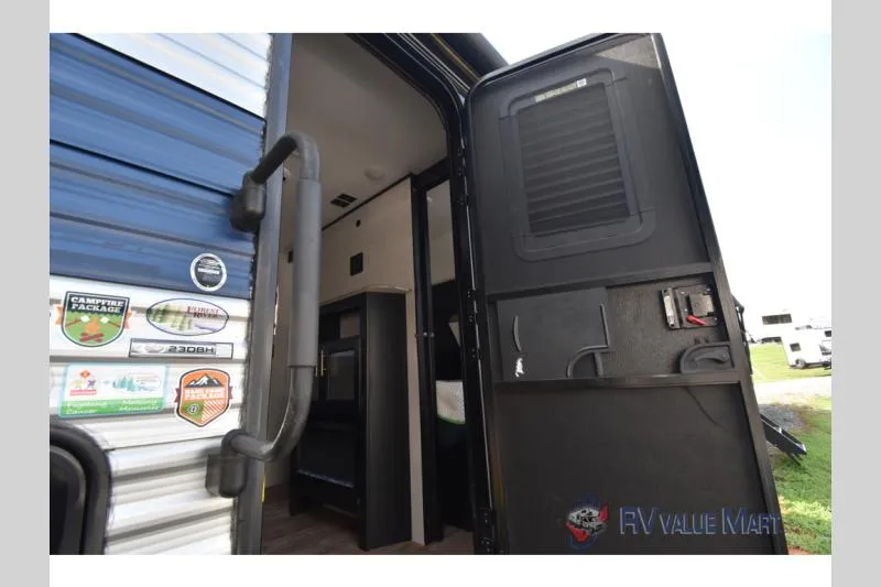 2022 Forest River Cherokee Grey Wolf 23DBH - Photo 4