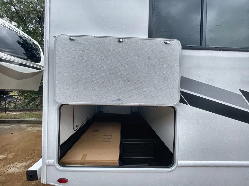 2026 Thor Motor Coach Freedom Elite 28HZ, Photos photo 34