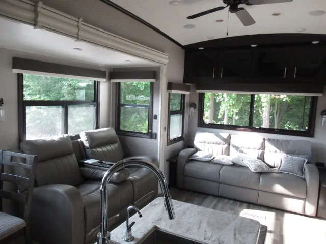 2020 Jayco North Point 387FBTS, Photos photo 8