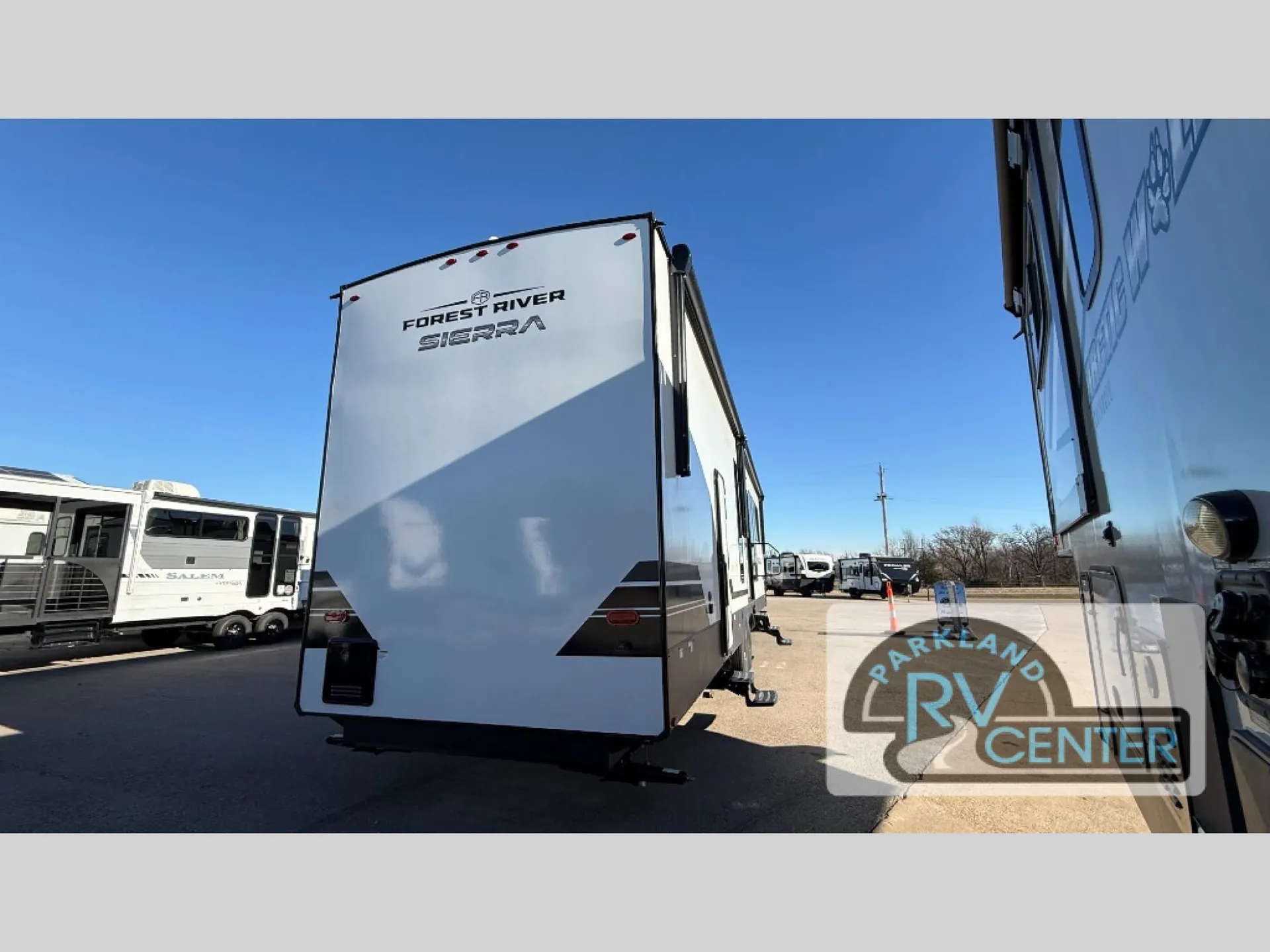 2026 Forest River Sierra Destination Trailers 422FKL — Photo 5