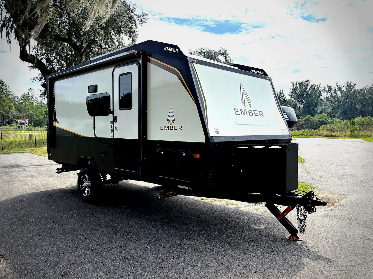 2022 Ember RV Overland 170MBH - Photo 2