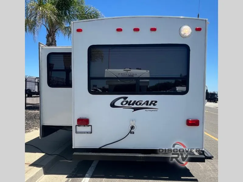 2007 Keystone RV Cougar 268RLS - Photo 4