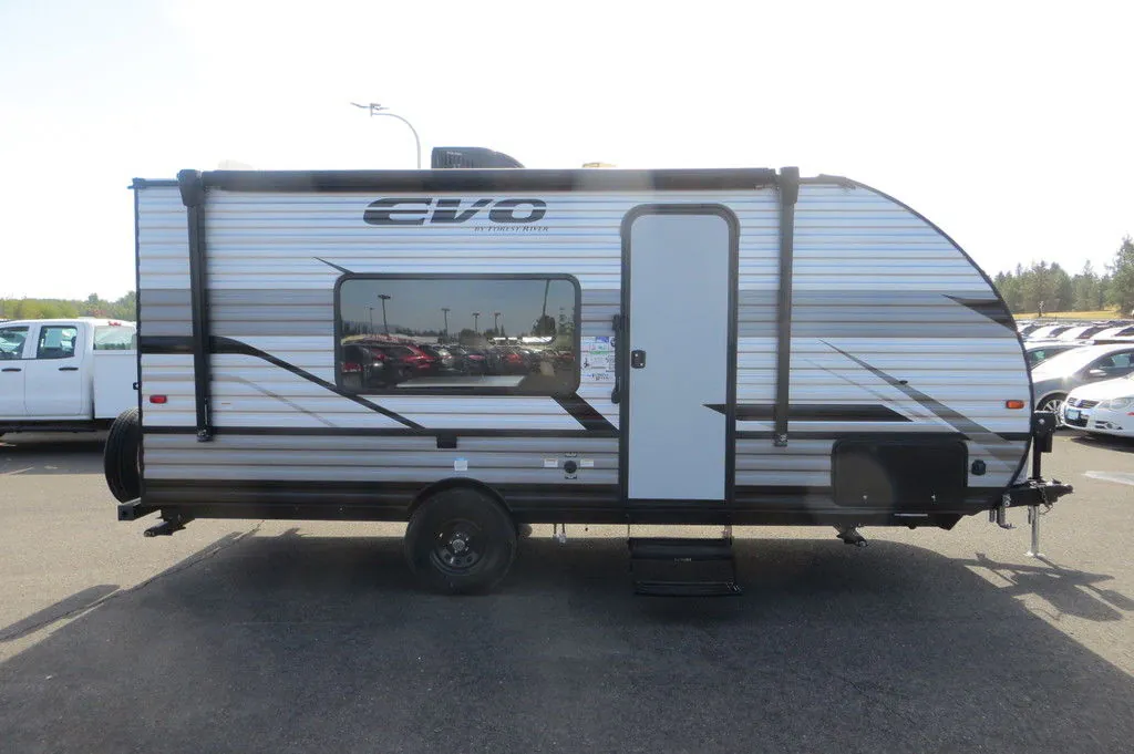 2022 Forest River EVO 177FQ - Photo 2