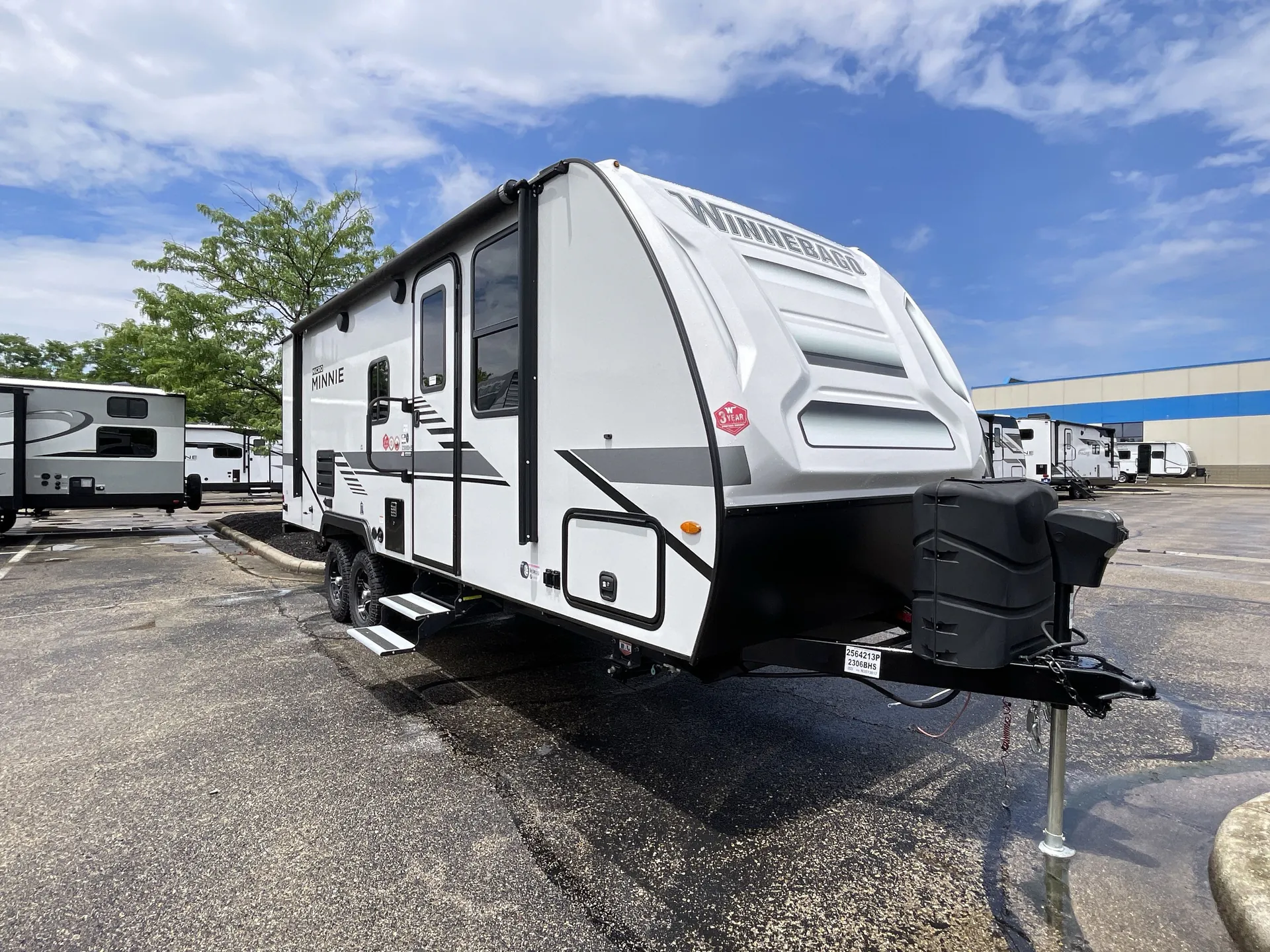 2022 Winnebago Micro Minnie 2306BHS - Photo 2