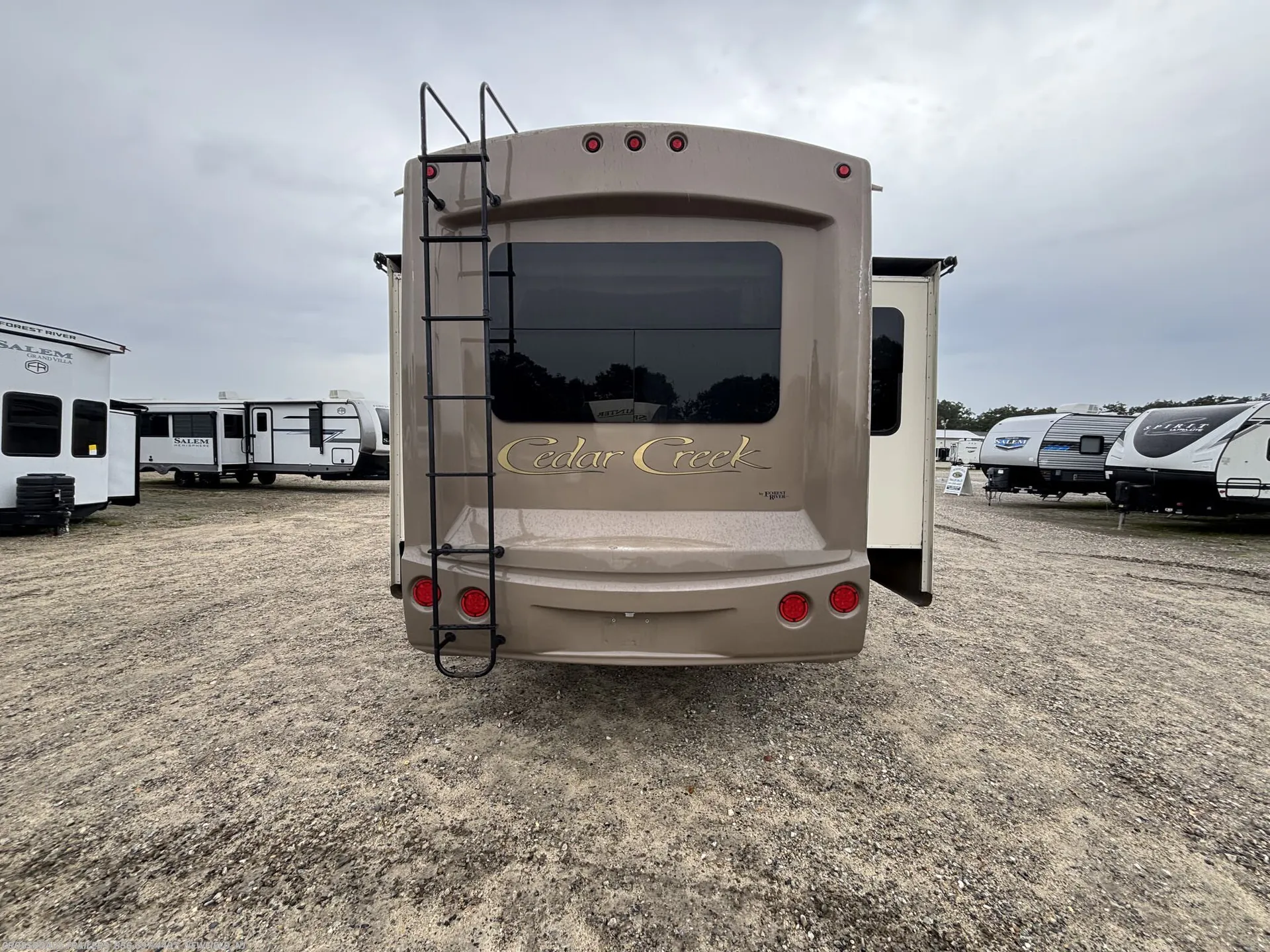 2014 Forest River Cedar Creek 36CKTS — Photo 6