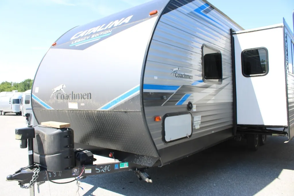 2021 Coachmen Catalina Legacy Edition 263BHSCK - Photo 3