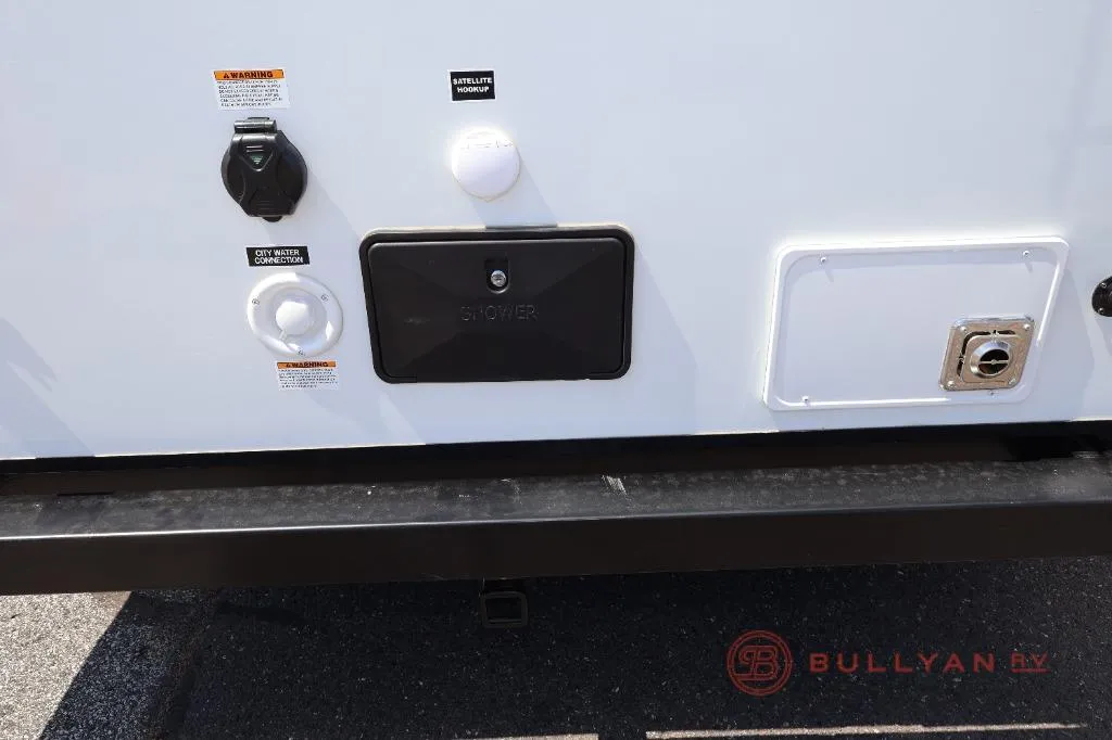 2027 Winnebago Thrive 18FBS - Photo 3
