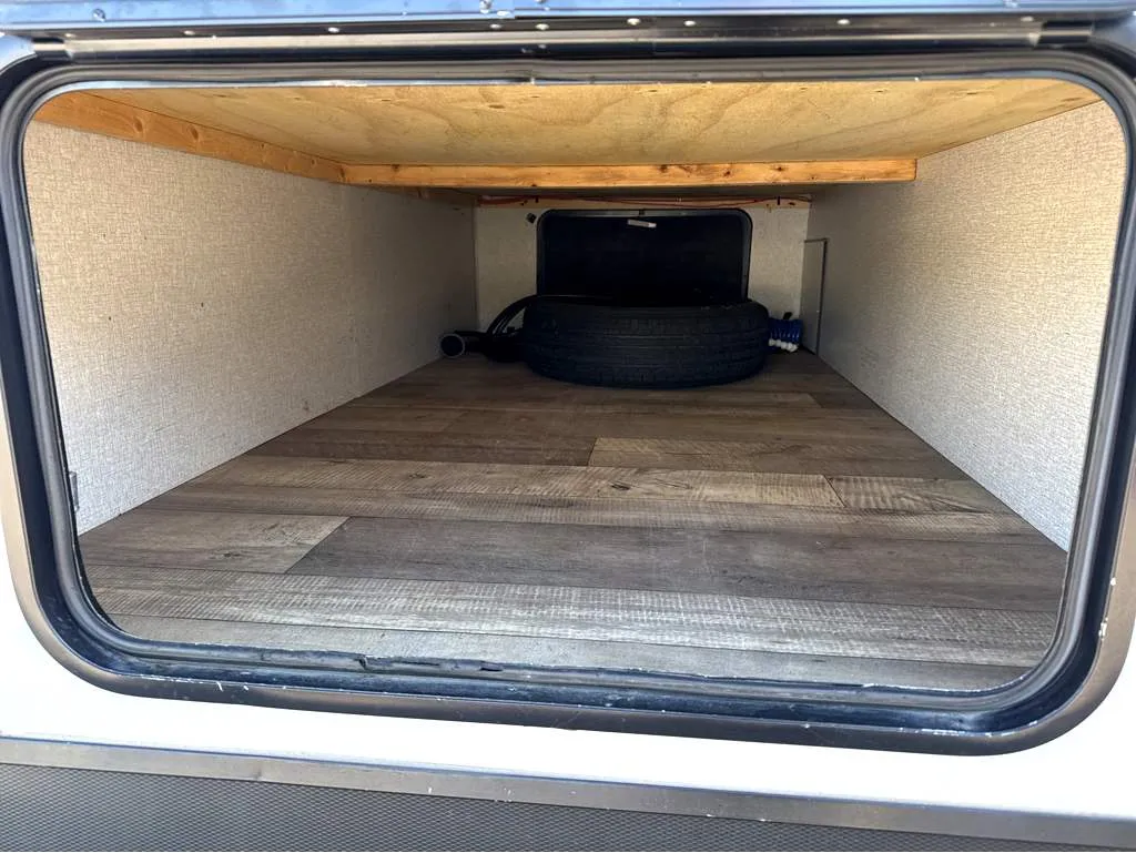 2022 K-Z Connect SE C221FKKSE dealer photo 7 from Great American RV SuperStores
