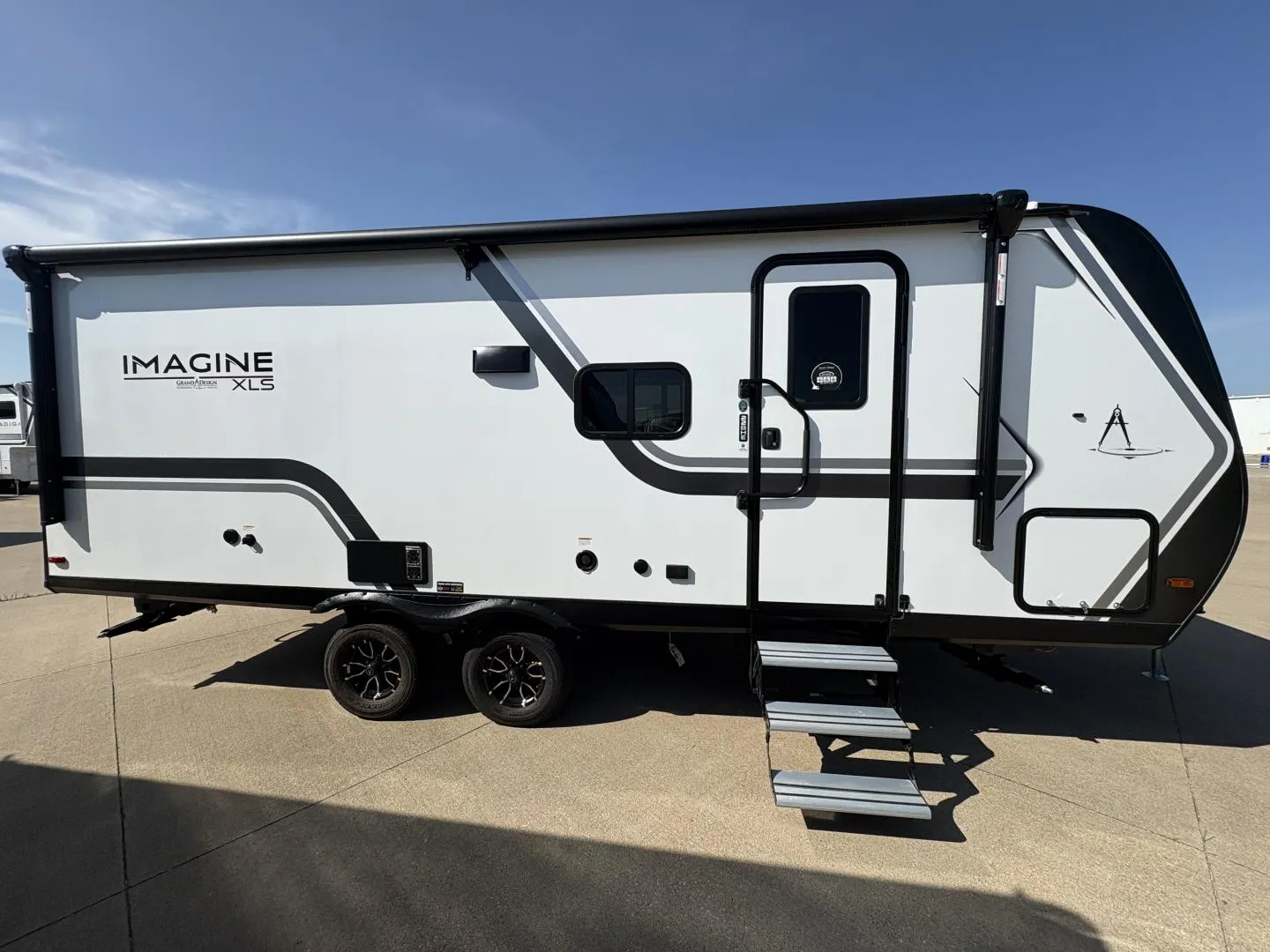 2026 Grand Design Imagine XLS 22BHE - Photo 2