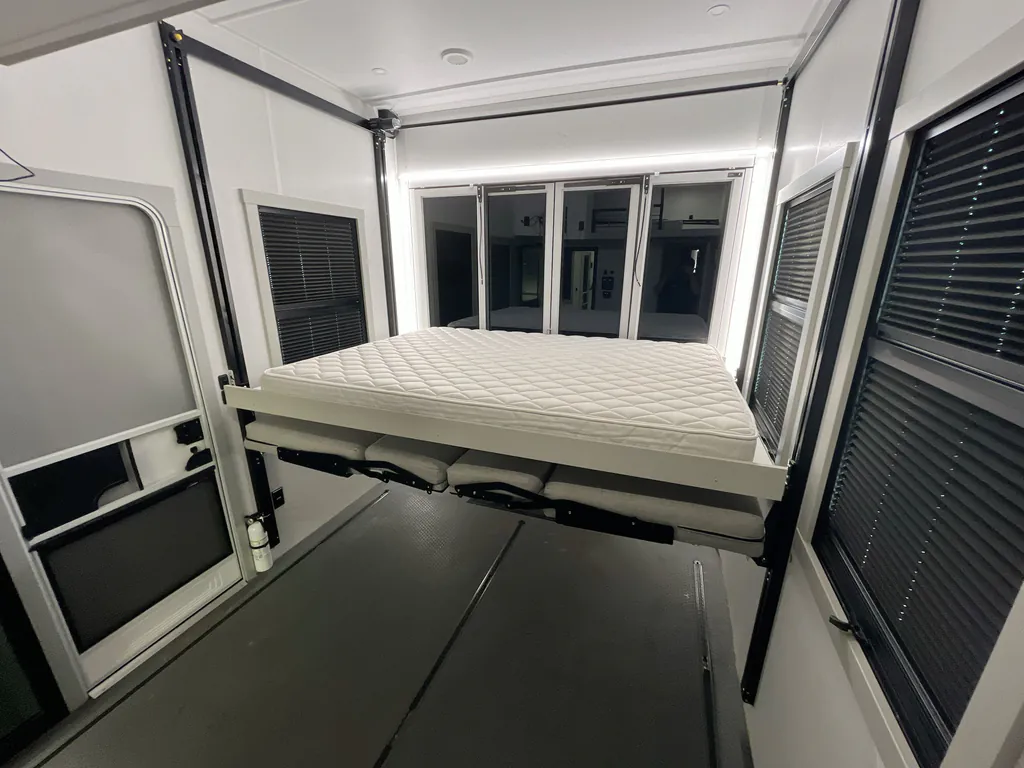 2024 Brinkley Model G 3500, Photos photo 19