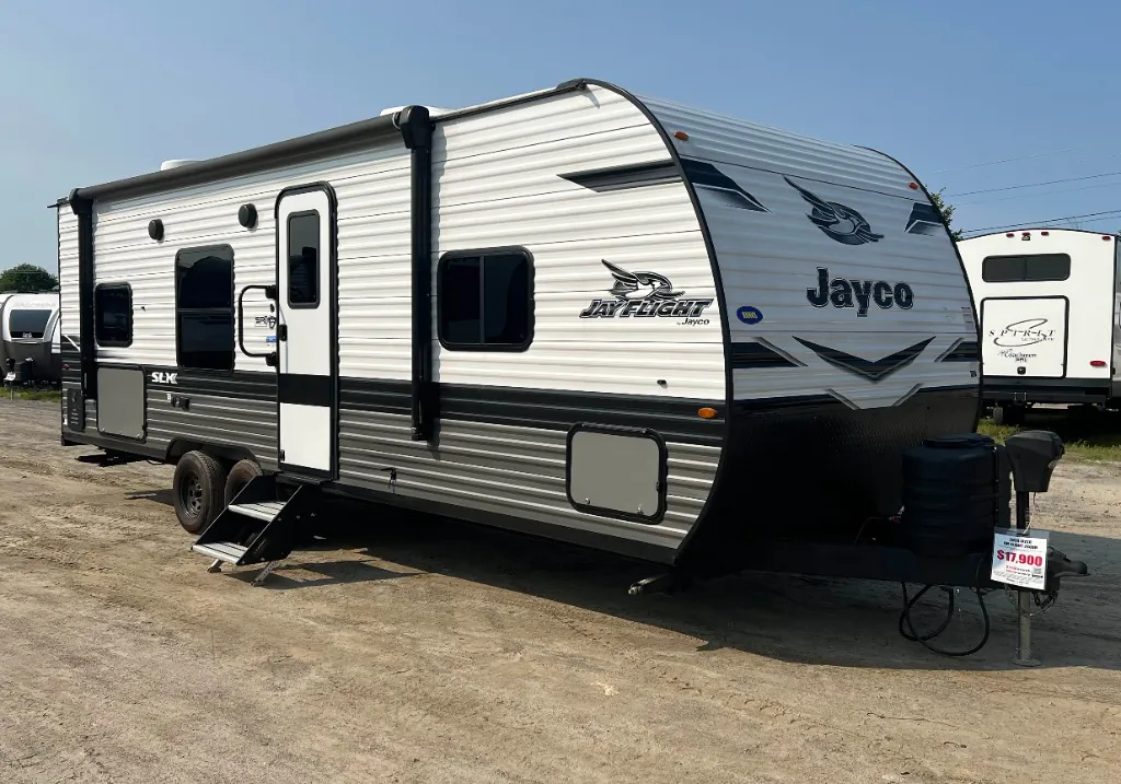 2024 Jayco Jay Flight SLX 260BH - Photo 2