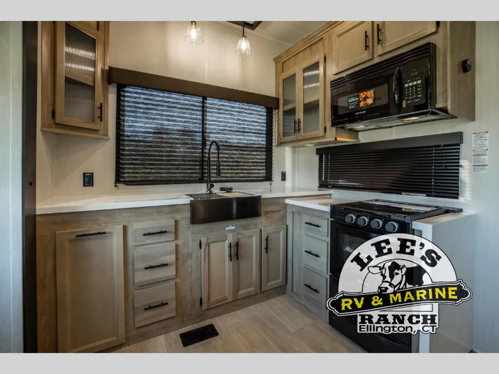 2026 Forest River Cherokee Timberwolf 39DK, Photos photo 4