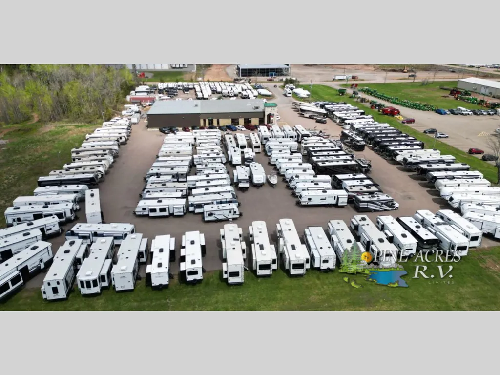 2022 Thor Motor Coach Challenger 35MQ, Photos photo 65
