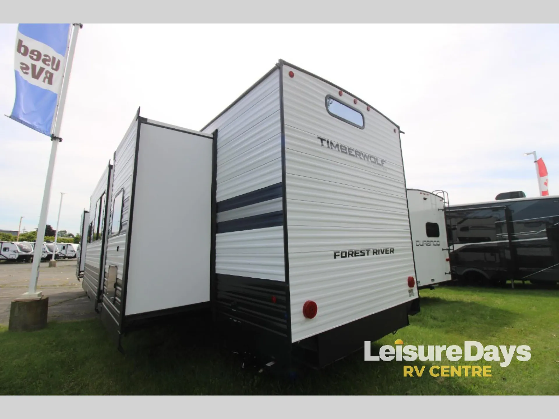 2027 Forest River Cherokee Timberwolf 39HBA - Photo 4