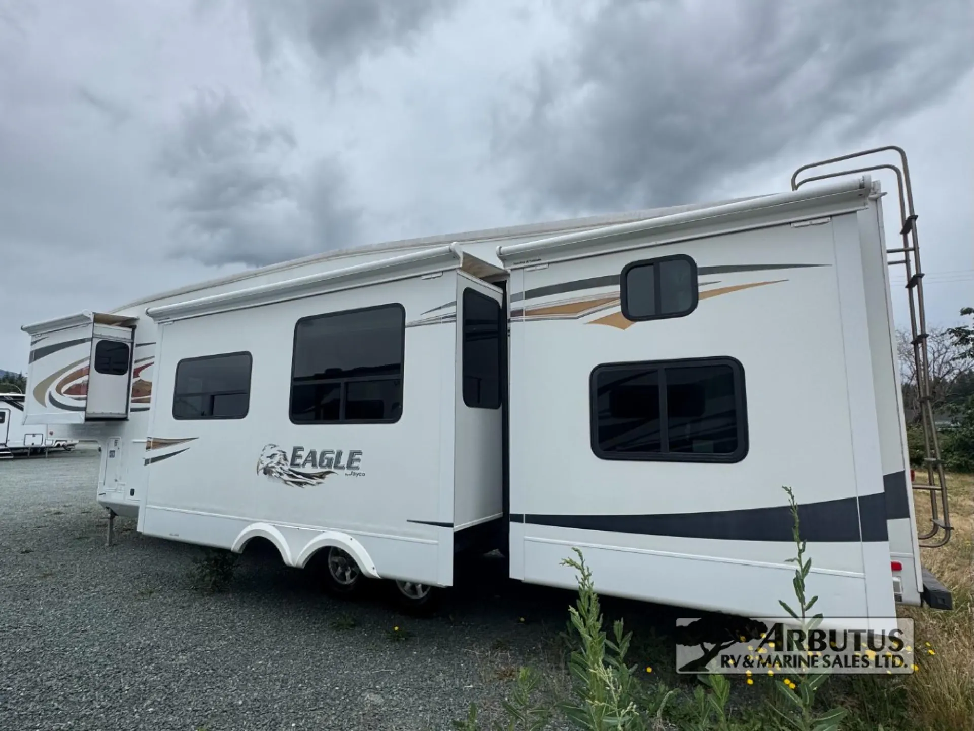 2011 Jayco Eagle 365BHS - Photo 4